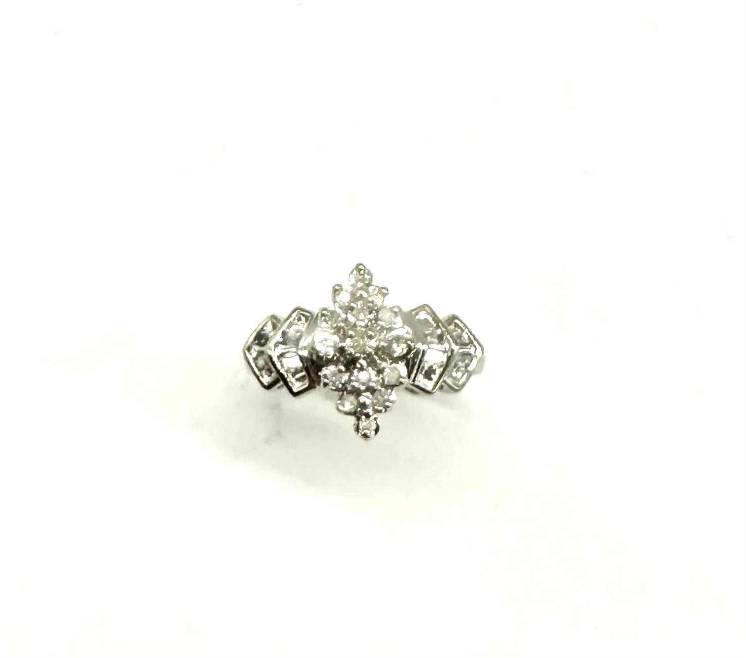 1/2 Ctw Diamond Cluster Ring