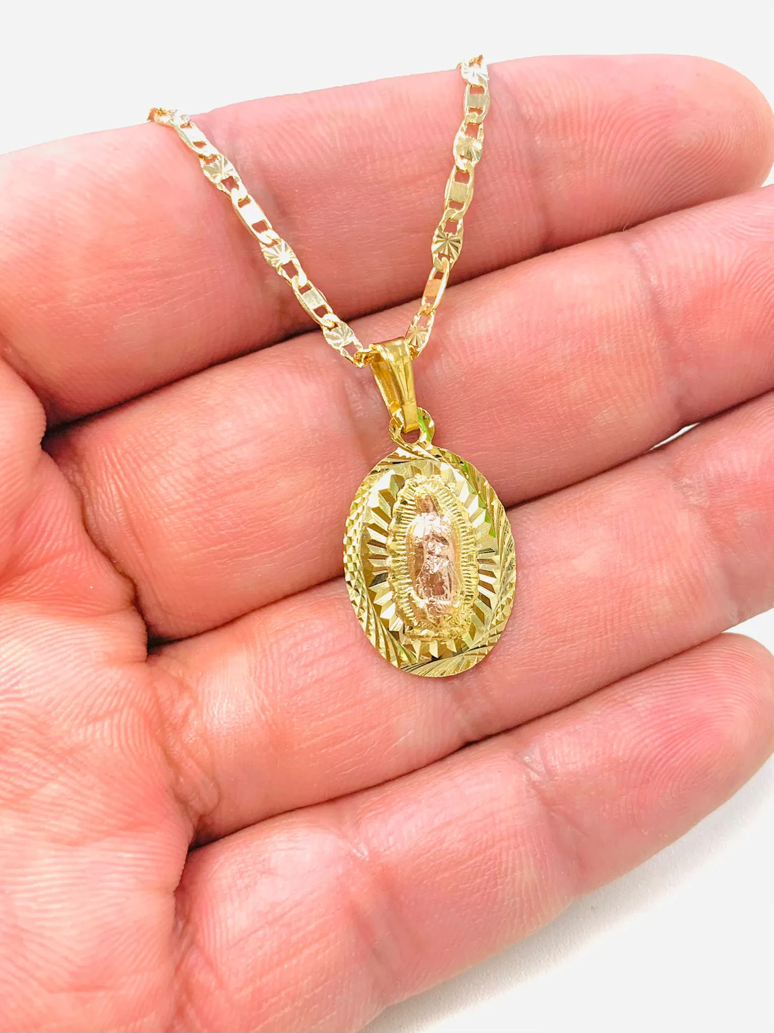 14K Gold Filled Virgen de Guadalupe Necklace 20" Diamond Cut / Guadalupe Pendant 22x14mm / Our lady of Guadalupe Jewelry / Cadena y Dije de Guadalupe Para Mujer