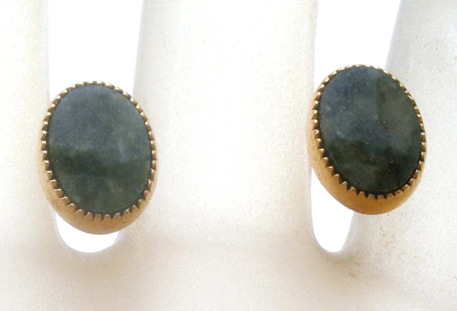 14K Gold Jade Post Earrings Vintage