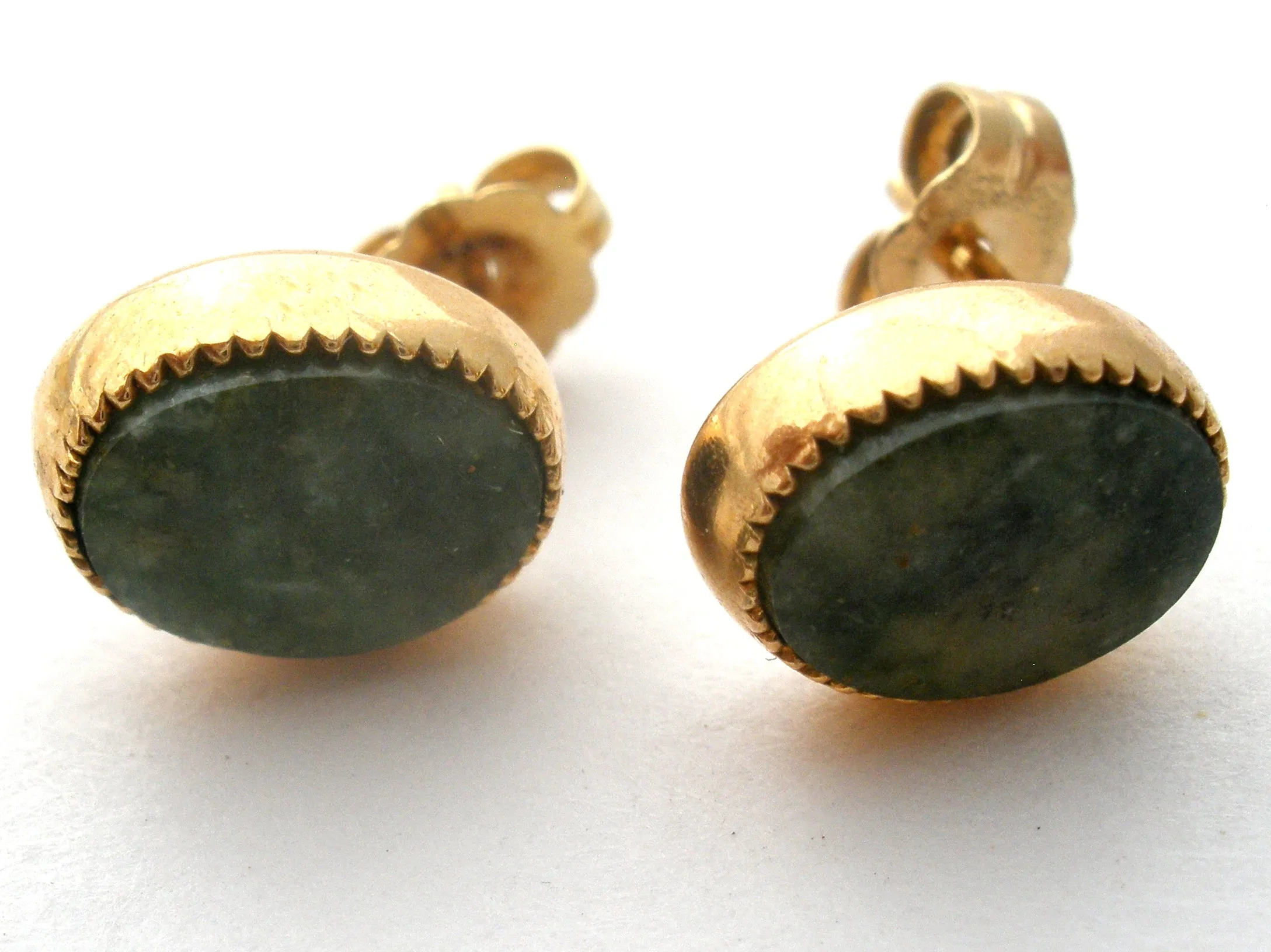 14K Gold Jade Post Earrings Vintage