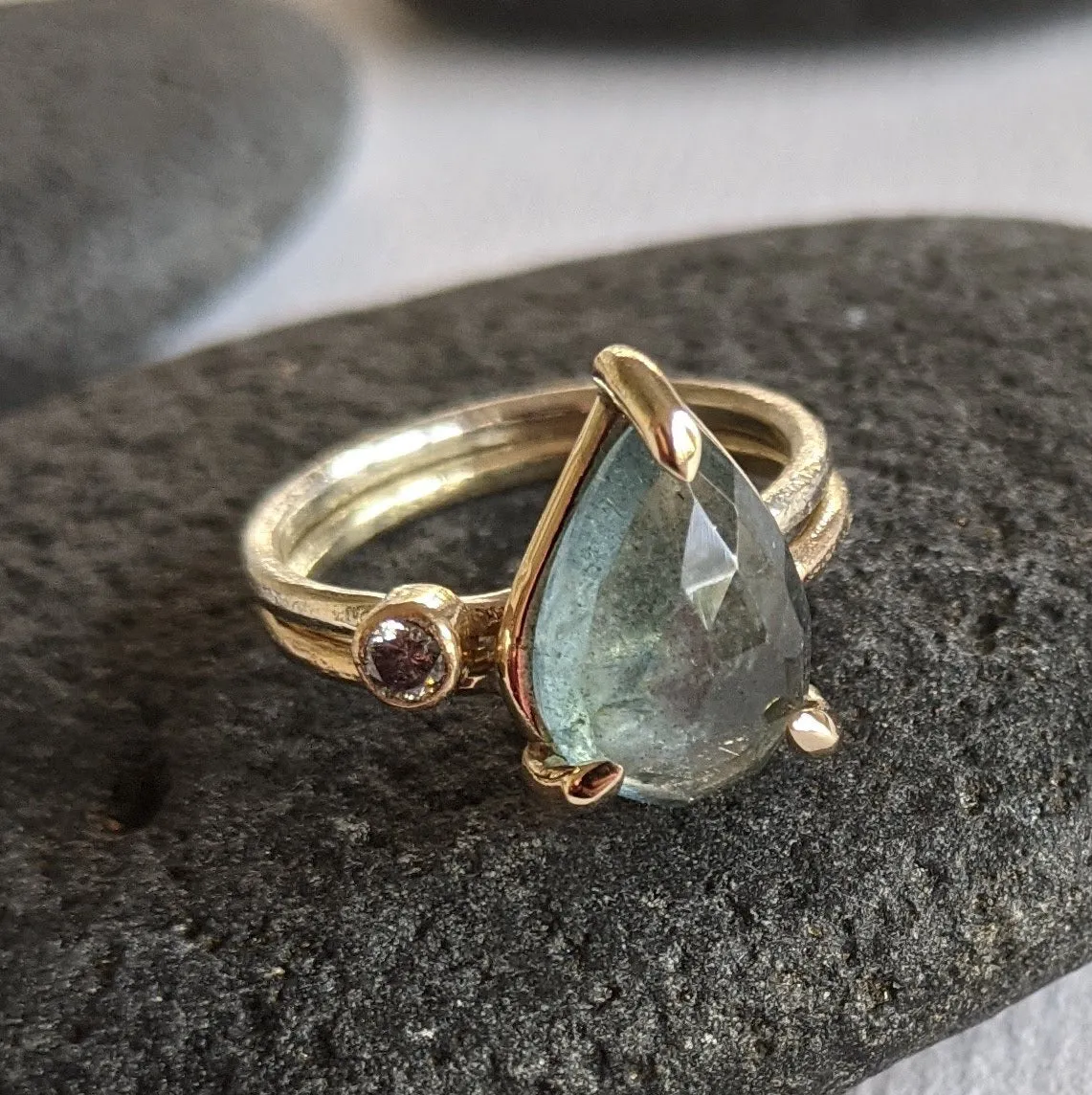 9kt Gold Ring with Pear Shape Moss Aquamarine and Salt and Pepper Diamond