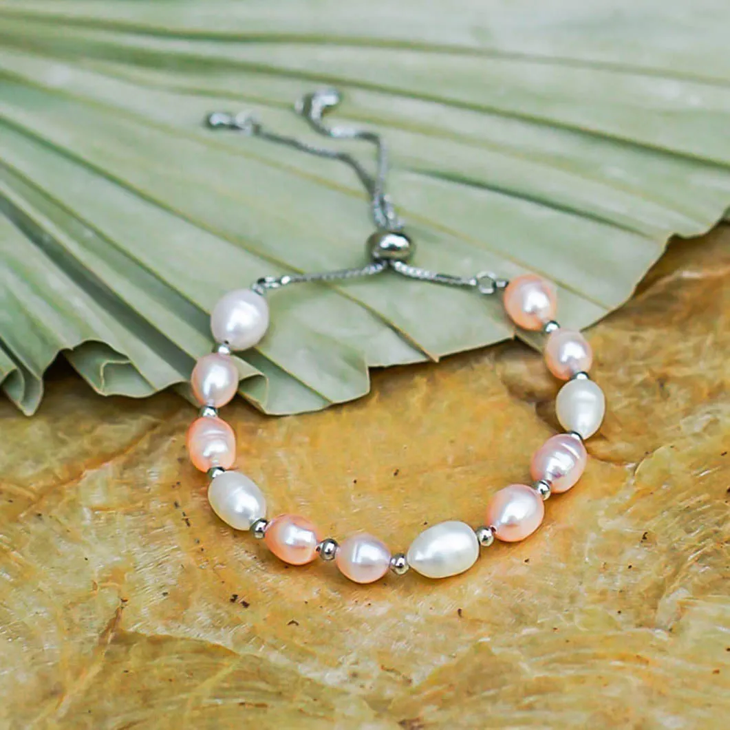 Adjustable Pearl Bracelet White