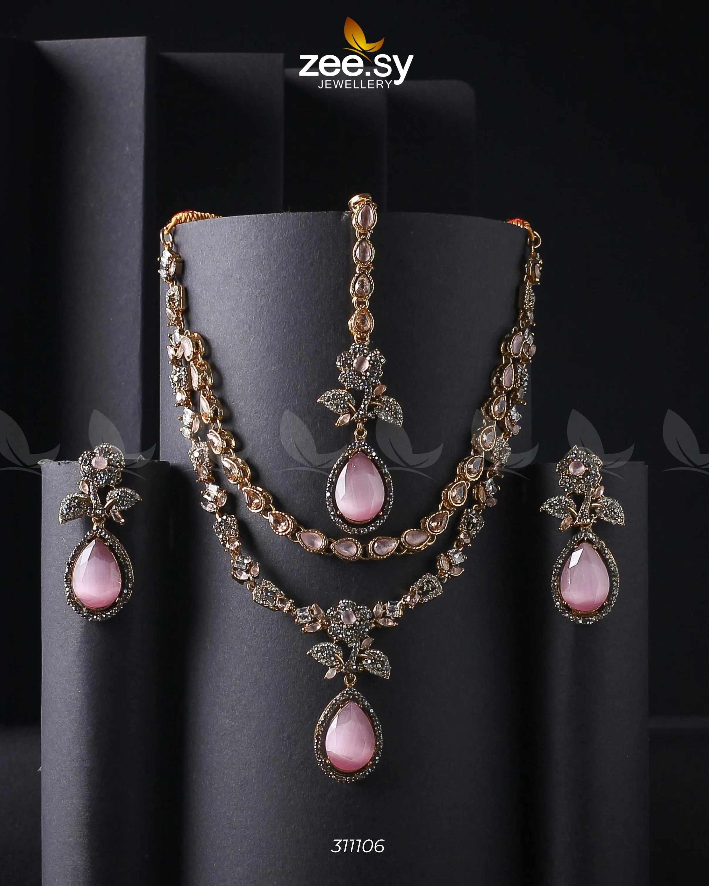 Amelia Necklace set