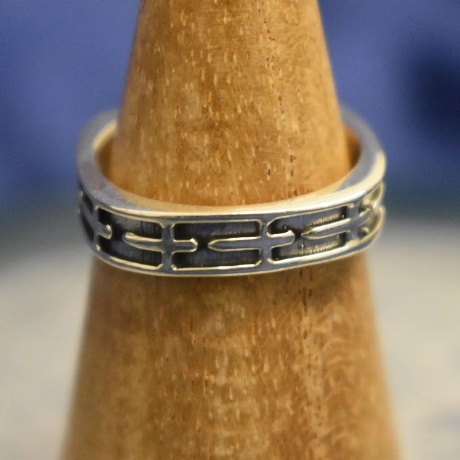 Detailed Cross Band Ring (925) Sterling Silver