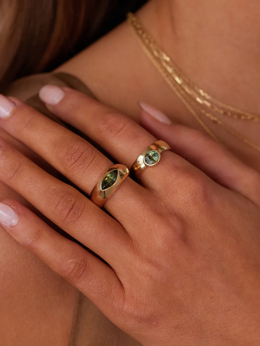 Ellipse 14K Yellow Gold Gypsy Band