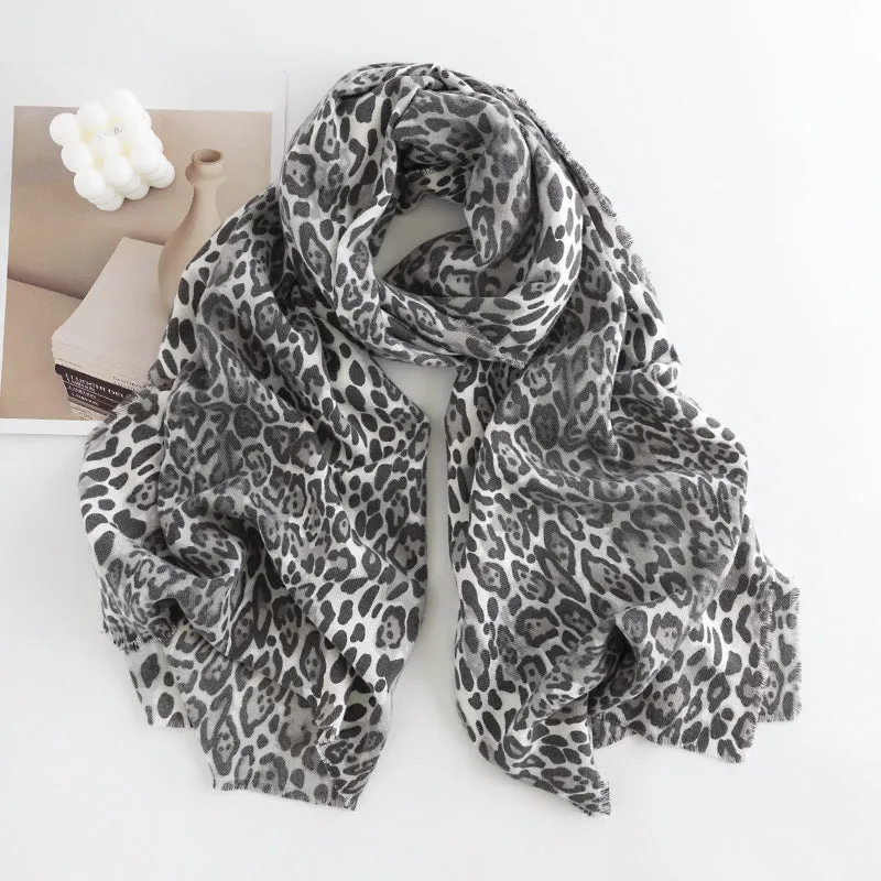 FH23-5082 Leopard print winter scarf