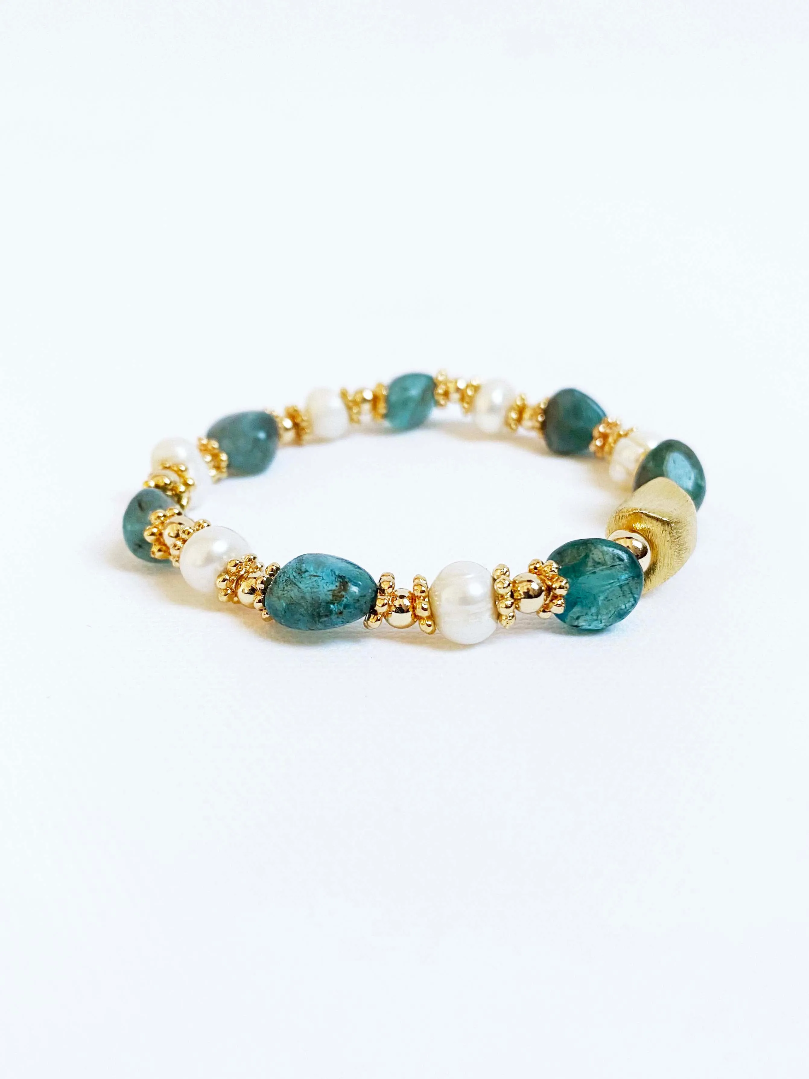 Jade Green Quartz Bracelet