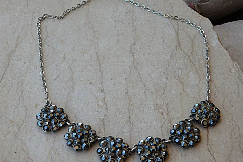 Jet silver necklace