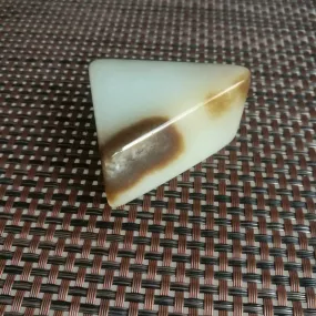 Natural Hetian Jade Rough Nephrite Raw (105g, 5.5X4.5X2.5cm)