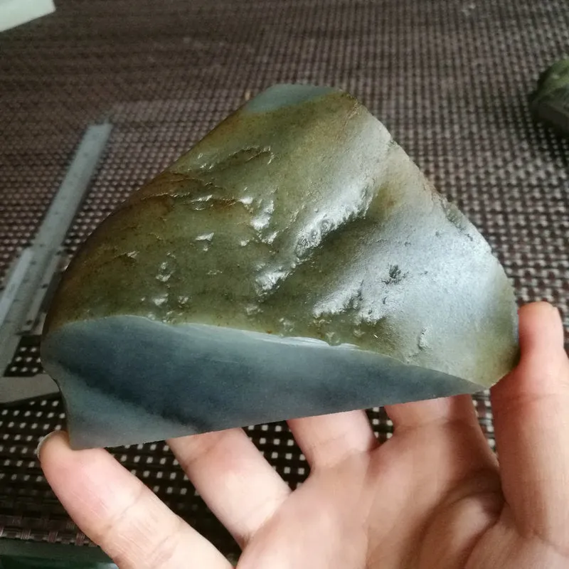 Natural Hetian Jade Rough Nephrite Raw (399g, 8X7X5.5cm)