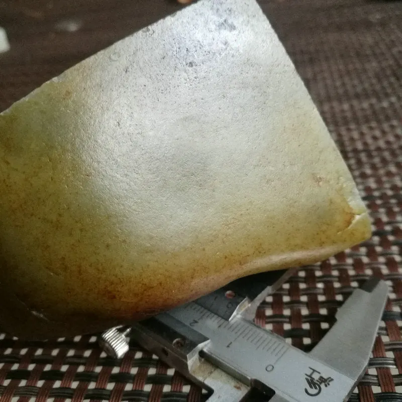 Natural Hetian Jade Rough Nephrite Raw (399g, 8X7X5.5cm)