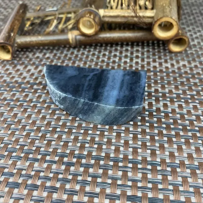 Natural Hetian Jade Rough Nephrite Raw (53g,6.2X3.2X1.0cm)