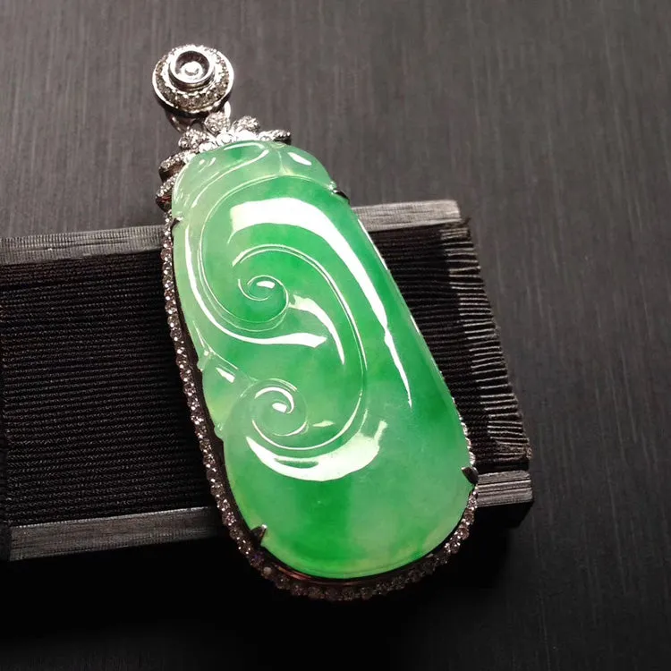 Natural Jade Pendant Jadeite Gold Ruyi Pendant PT332