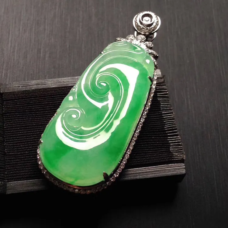 Natural Jade Pendant Jadeite Gold Ruyi Pendant PT332