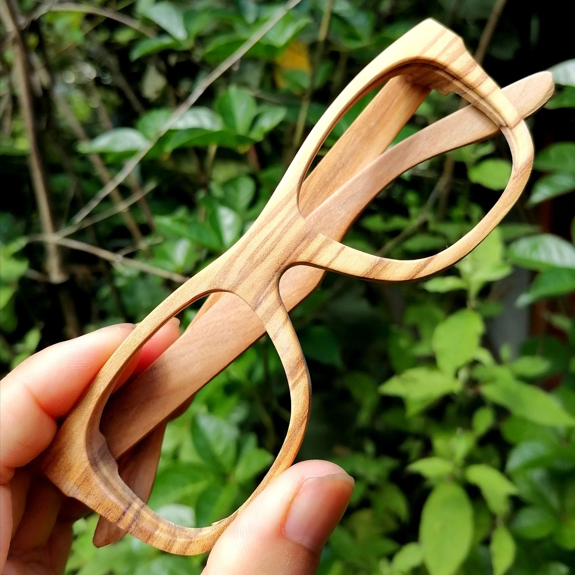 olive wood WALKER2012