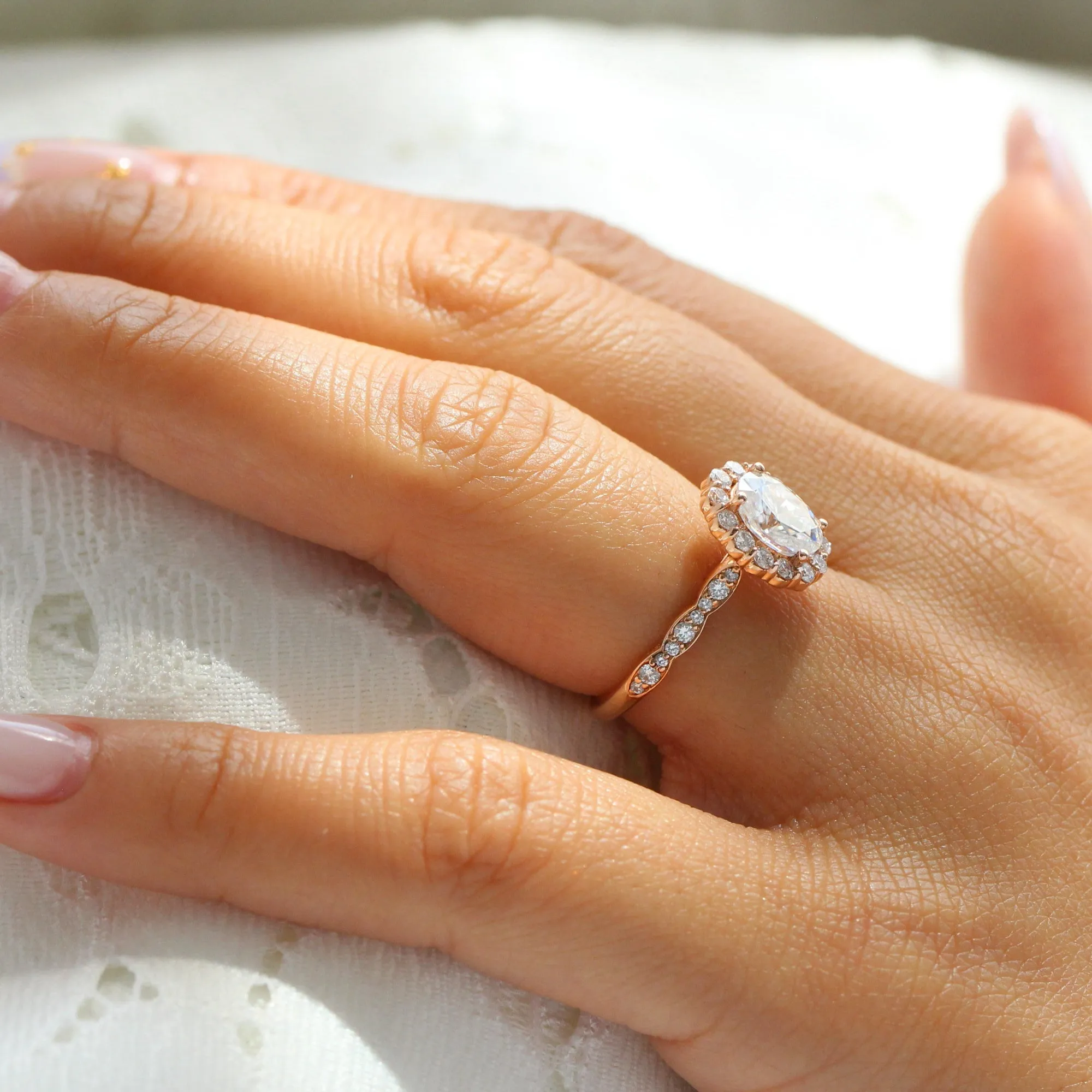 Oval Moissanite Engagement Ring in Luna Halo Diamond Scalloped Band