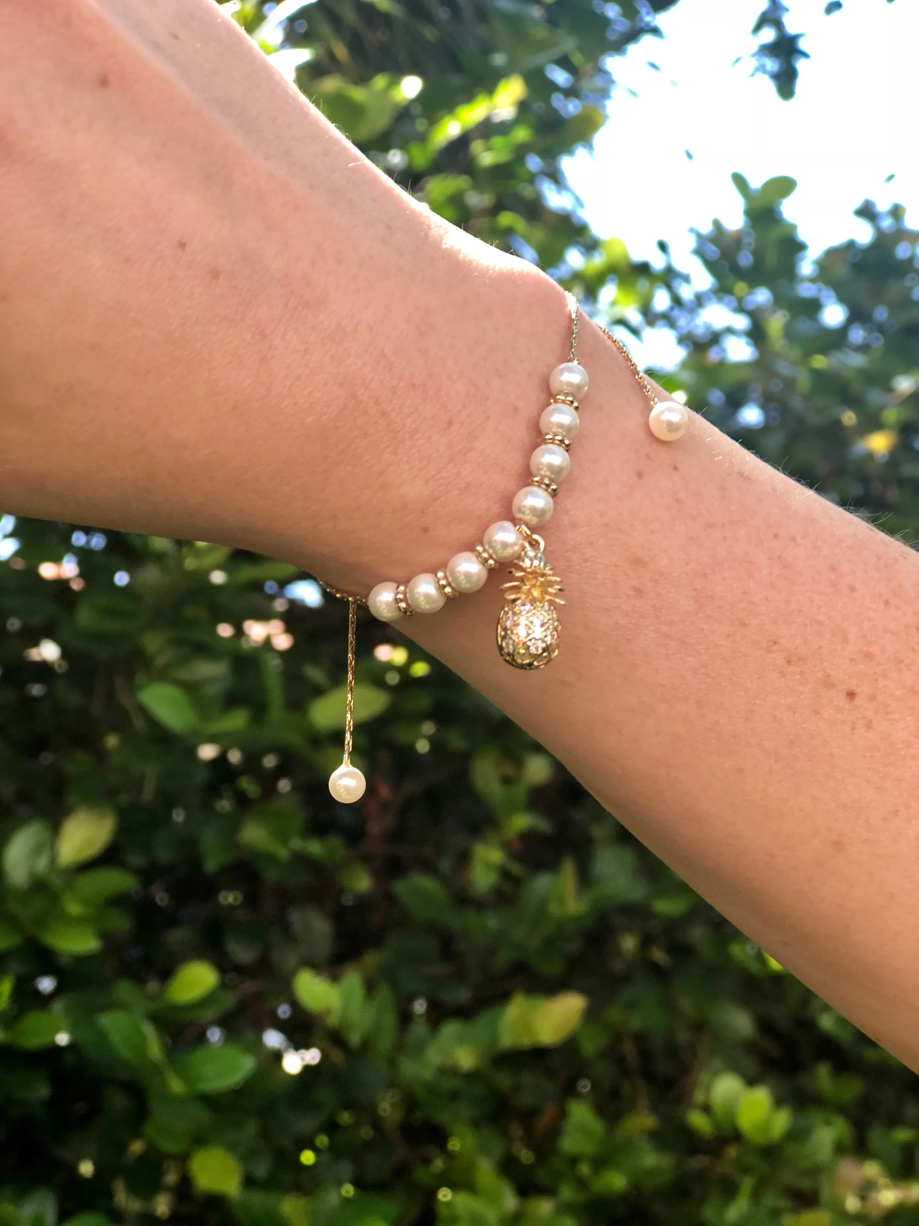 Pineapple Of My Eye Pearl Pull Bracelet - Gold