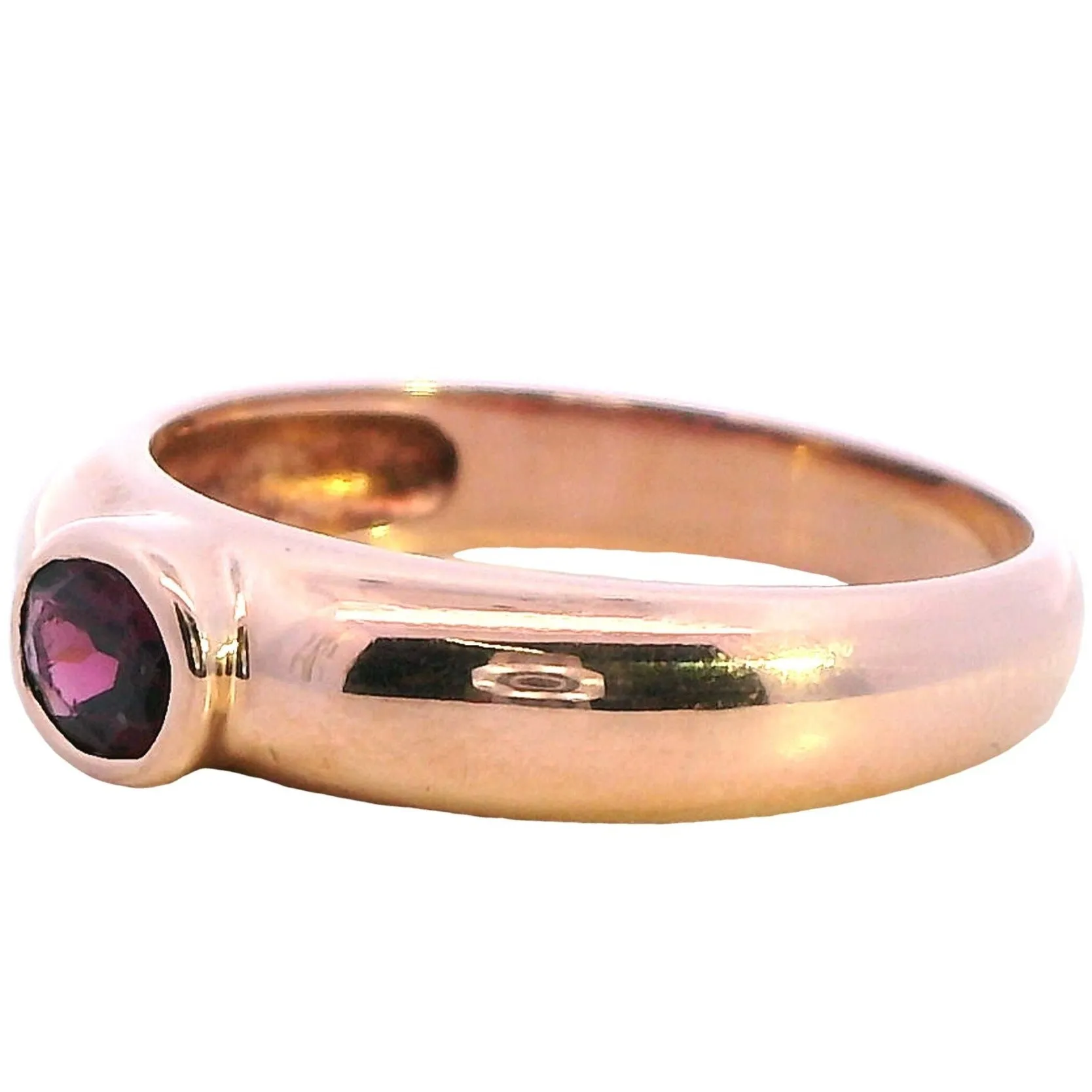 Rose Glow Elegance: 9ct Rose Gold Garnet Ring