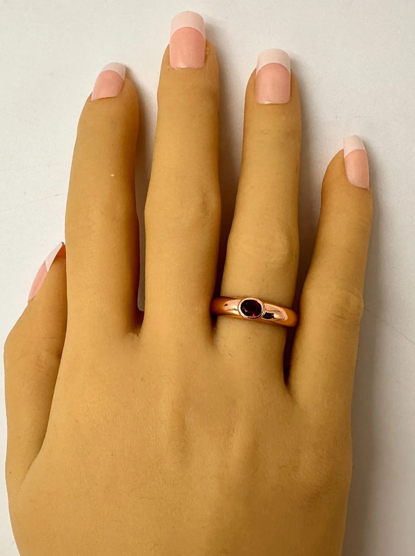 Rose Glow Elegance: 9ct Rose Gold Garnet Ring