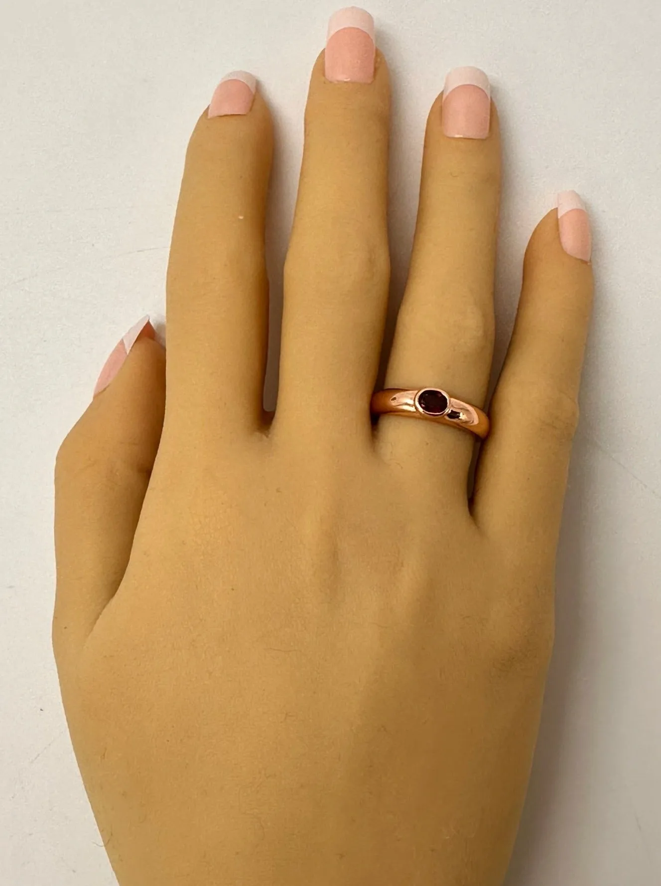 Rose Glow Elegance: 9ct Rose Gold Garnet Ring