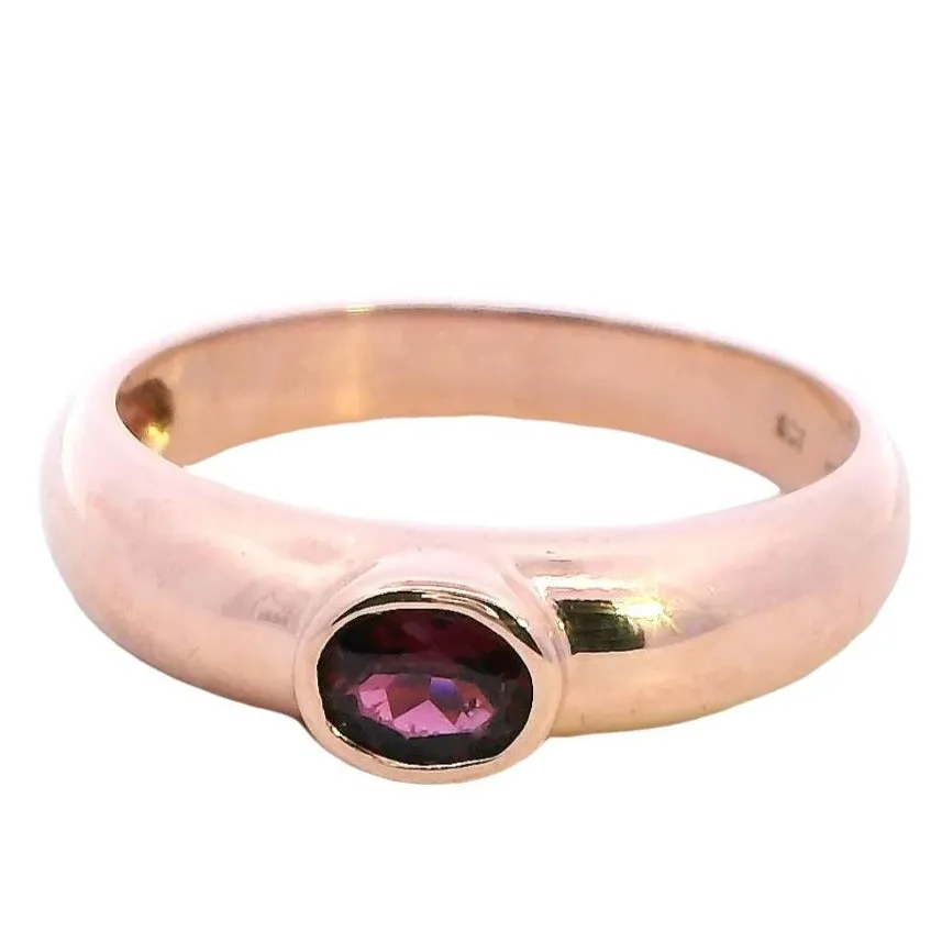 Rose Glow Elegance: 9ct Rose Gold Garnet Ring