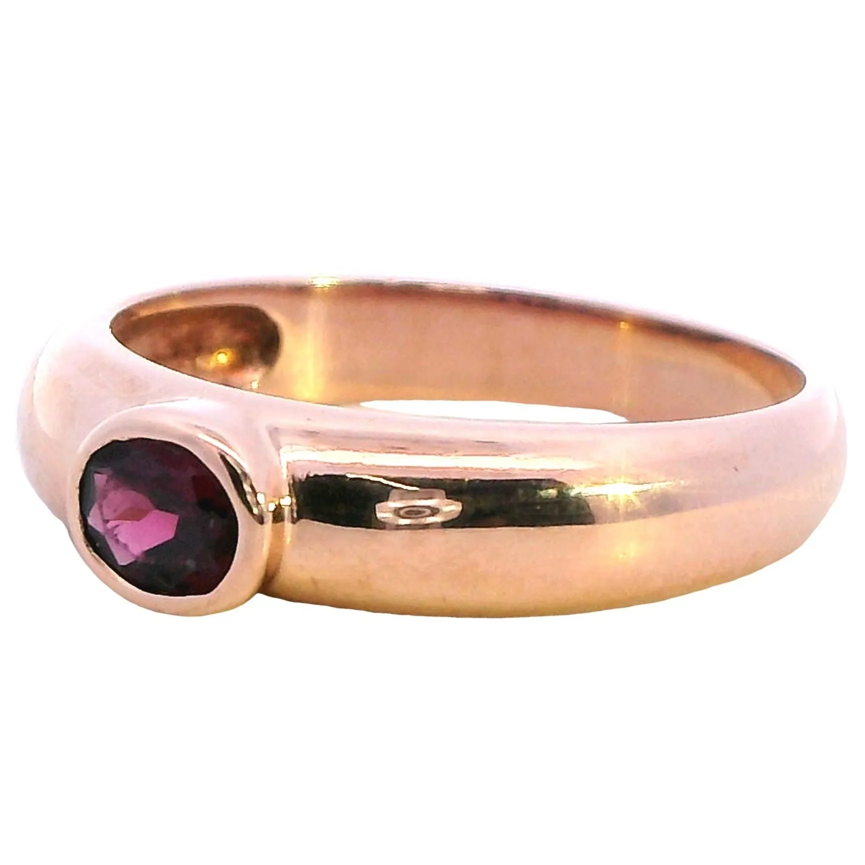 Rose Glow Elegance: 9ct Rose Gold Garnet Ring