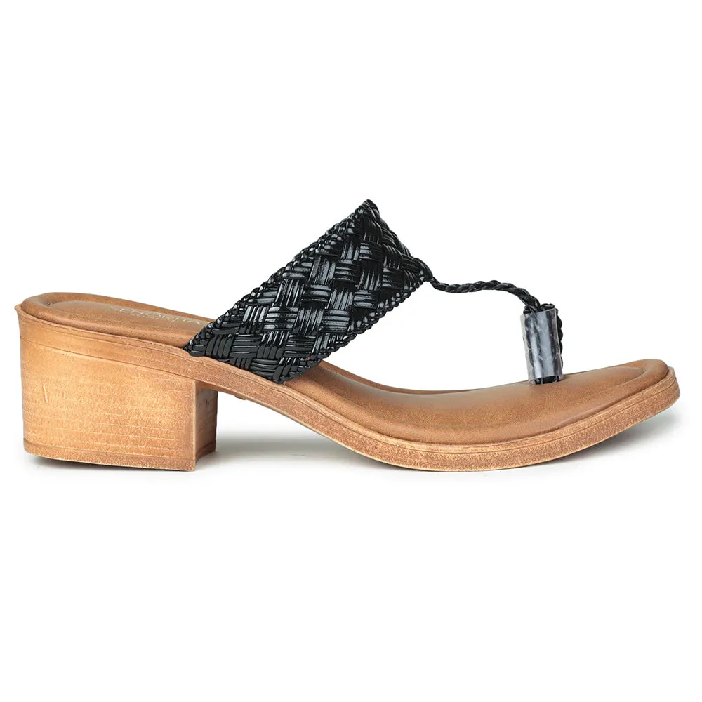 Senorita Casual (Black) Toe Ring Sandal For Women EMERY-1 By Liberty