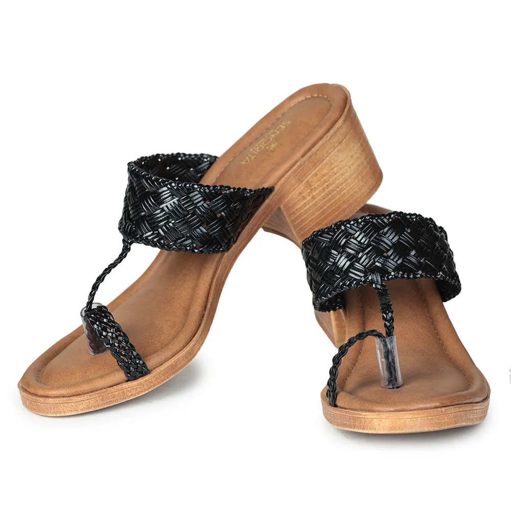 Senorita Casual (Black) Toe Ring Sandal For Women EMERY-1 By Liberty