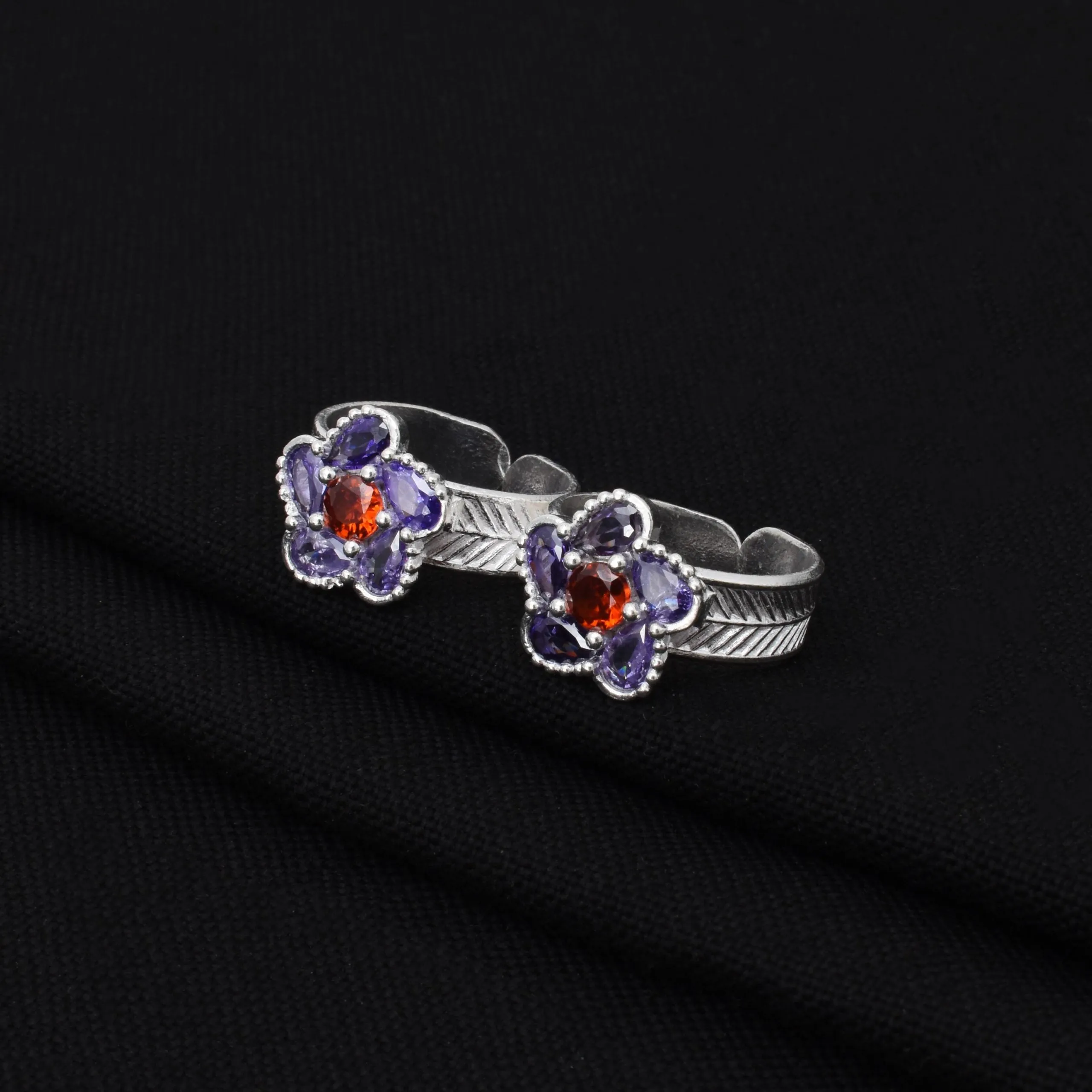 Silver Unique Purple Gems Floral Toe Ring