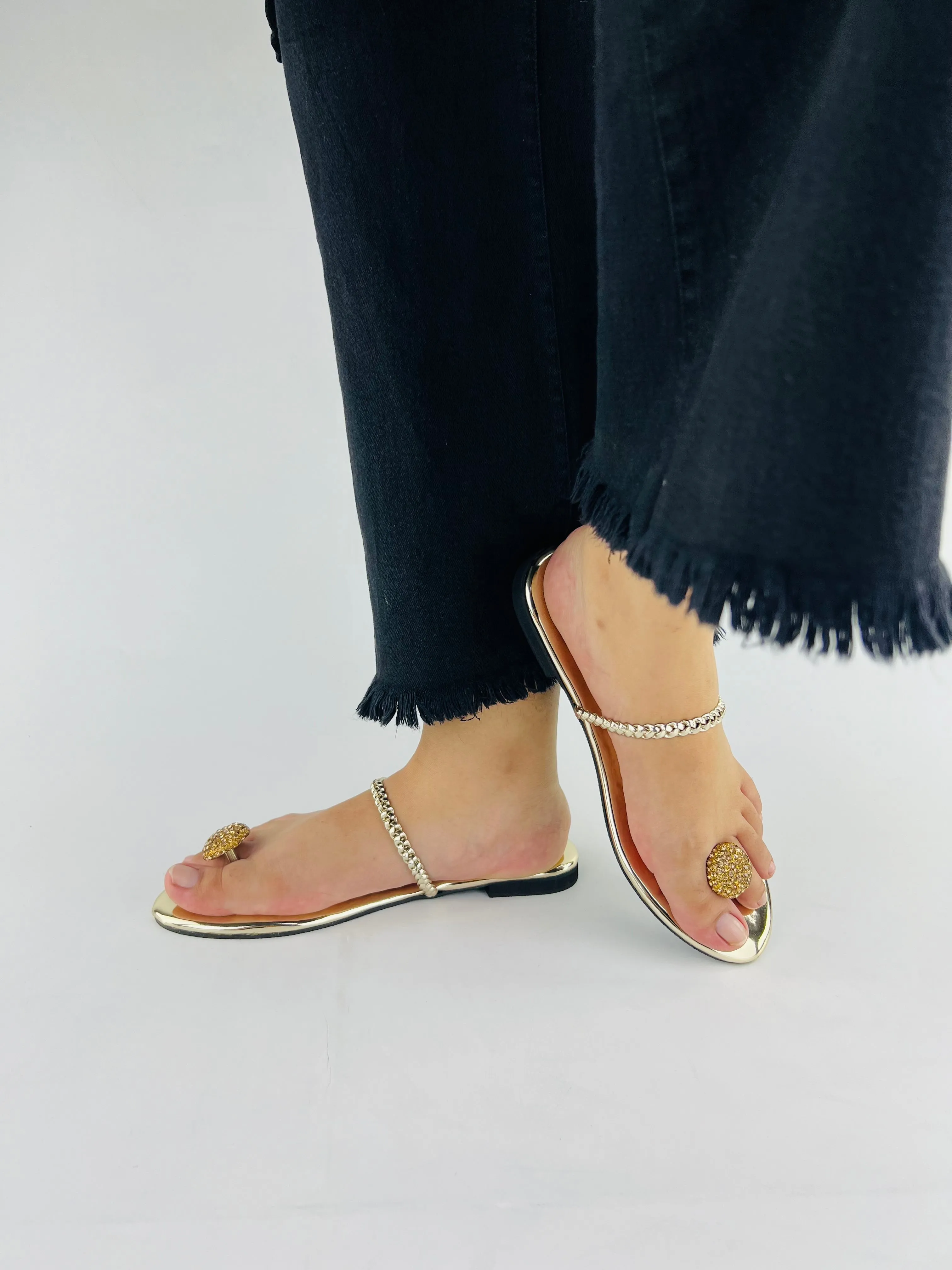 Spunkz Zinia Gold Rhinestone Ball Toe Ring Kolhapuri Flats Slides