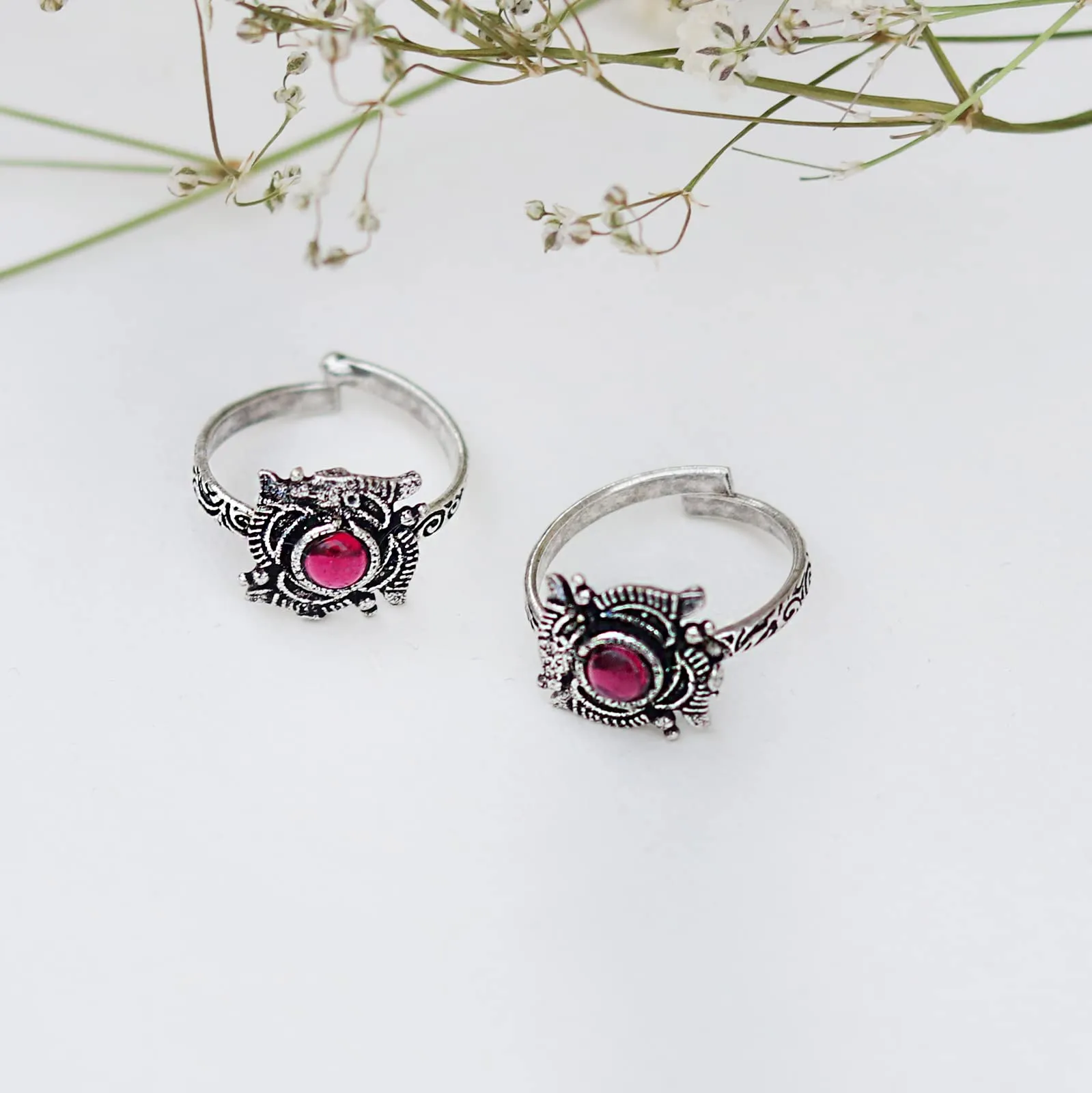 TEEJH Niya Pink Stone Silver Oxidised Toe Rings for Women