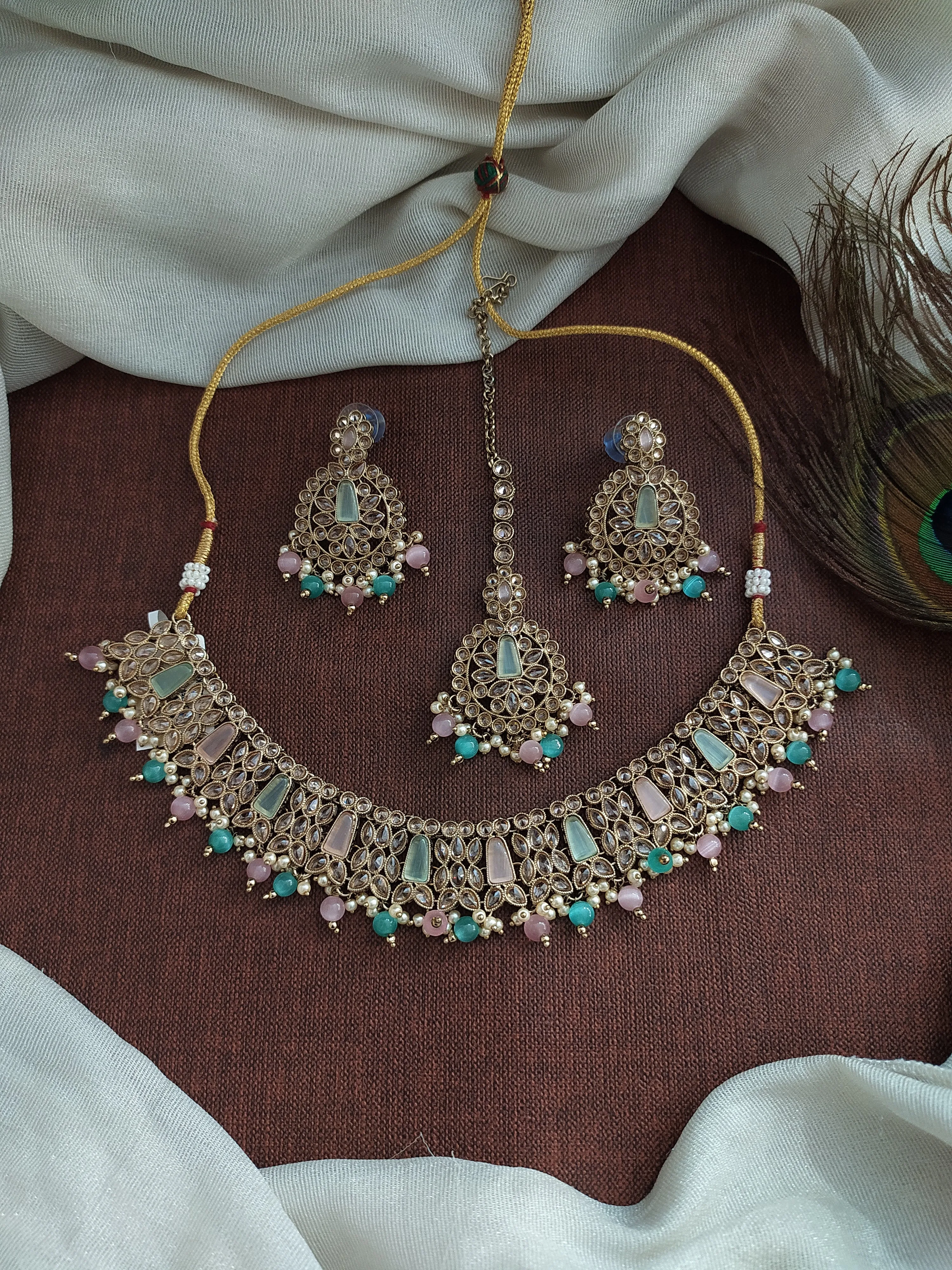 Uncut Polki Stones Mint & Baby Pink Dual-Tone Mehandi Necklace Set