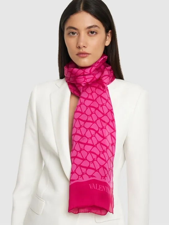 Valentino Garavani   Toile Iconographe silk twill scarf 