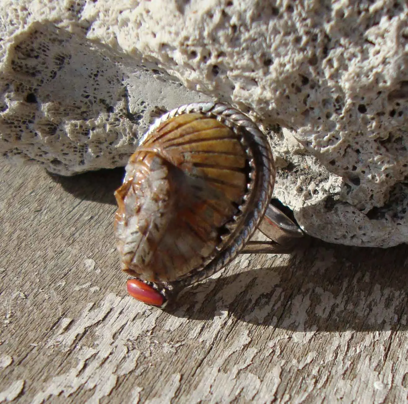 Vintage Navajo Ring Sterling Petrified Wood Spondylus Sioux Chief Sz 6