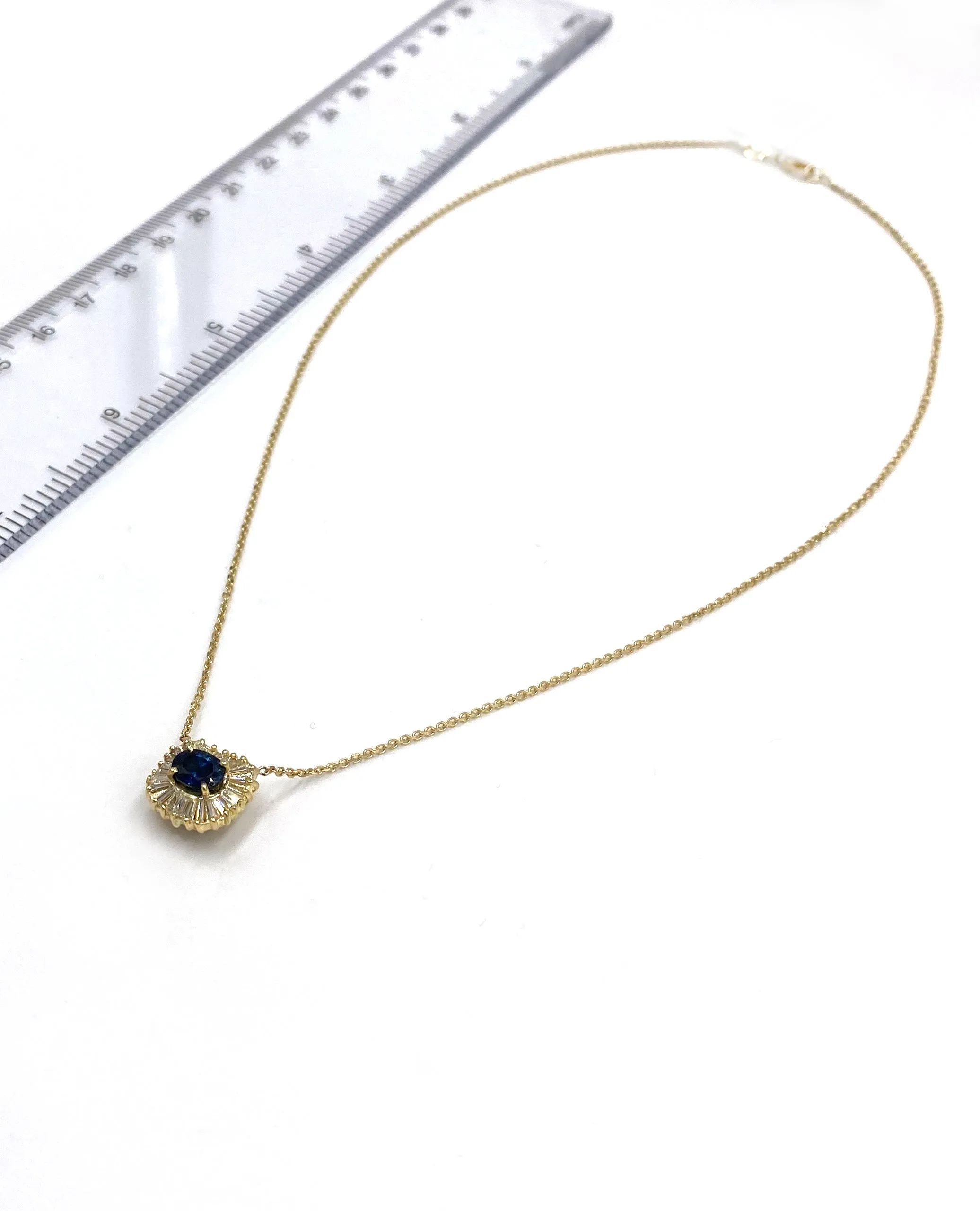 Vintage Sapphire Necklace with Baguette Diamonds in 18K Gold