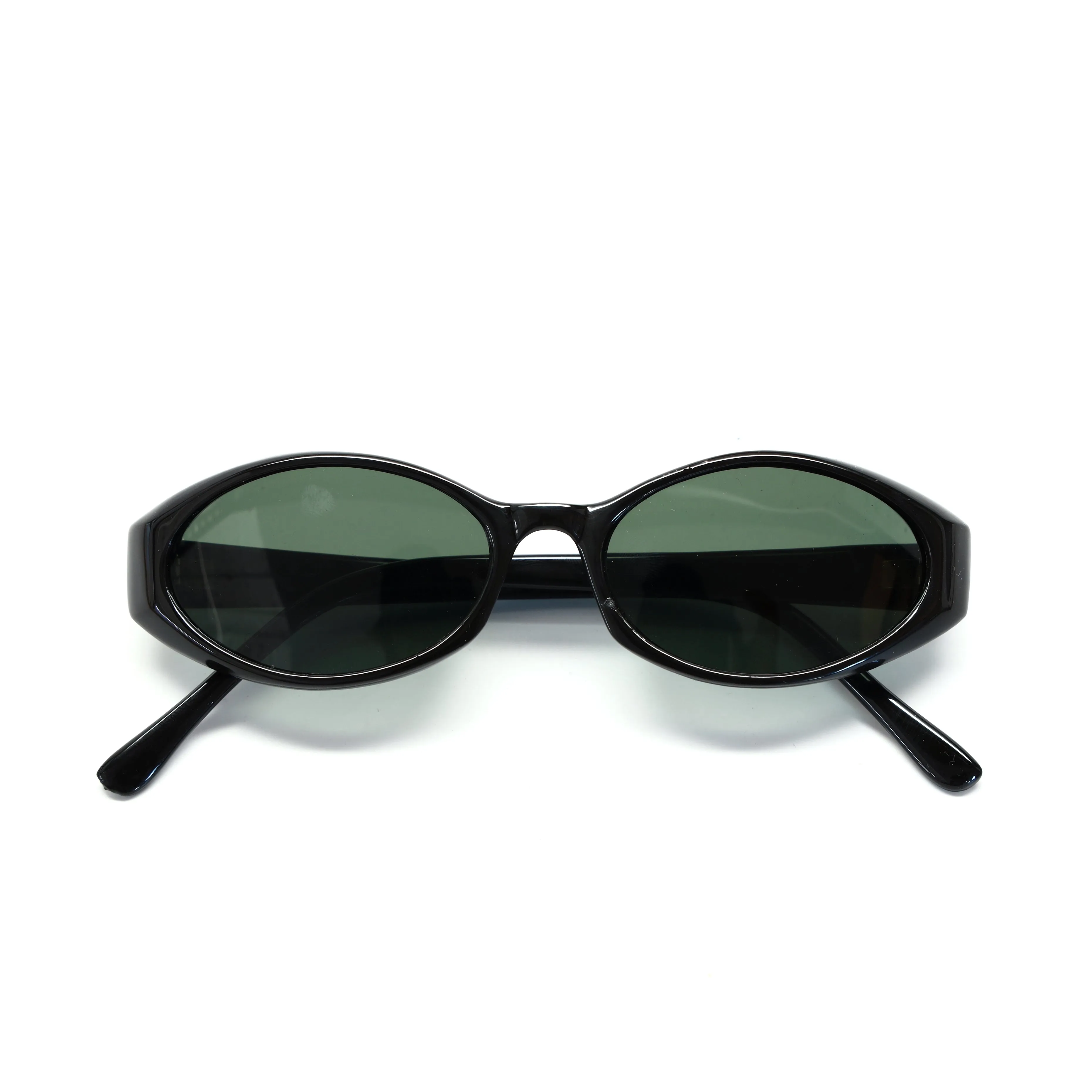 Vintage Small Size 90s Mod Verona Classic Oval Frame Sunglasses - Black