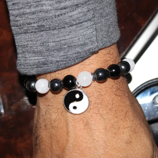 Yin-Yang Bead Bracelet